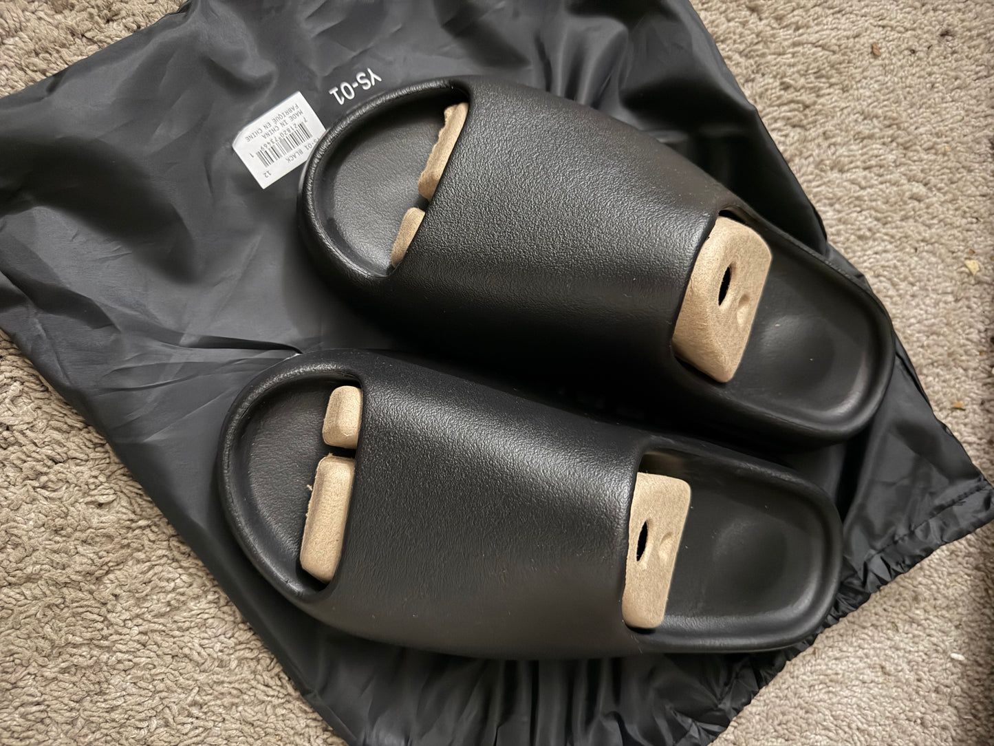 YZY YS-01 Black Slides – Size 12 | Brand New | Minimalist Comfort Slip-On Sandals